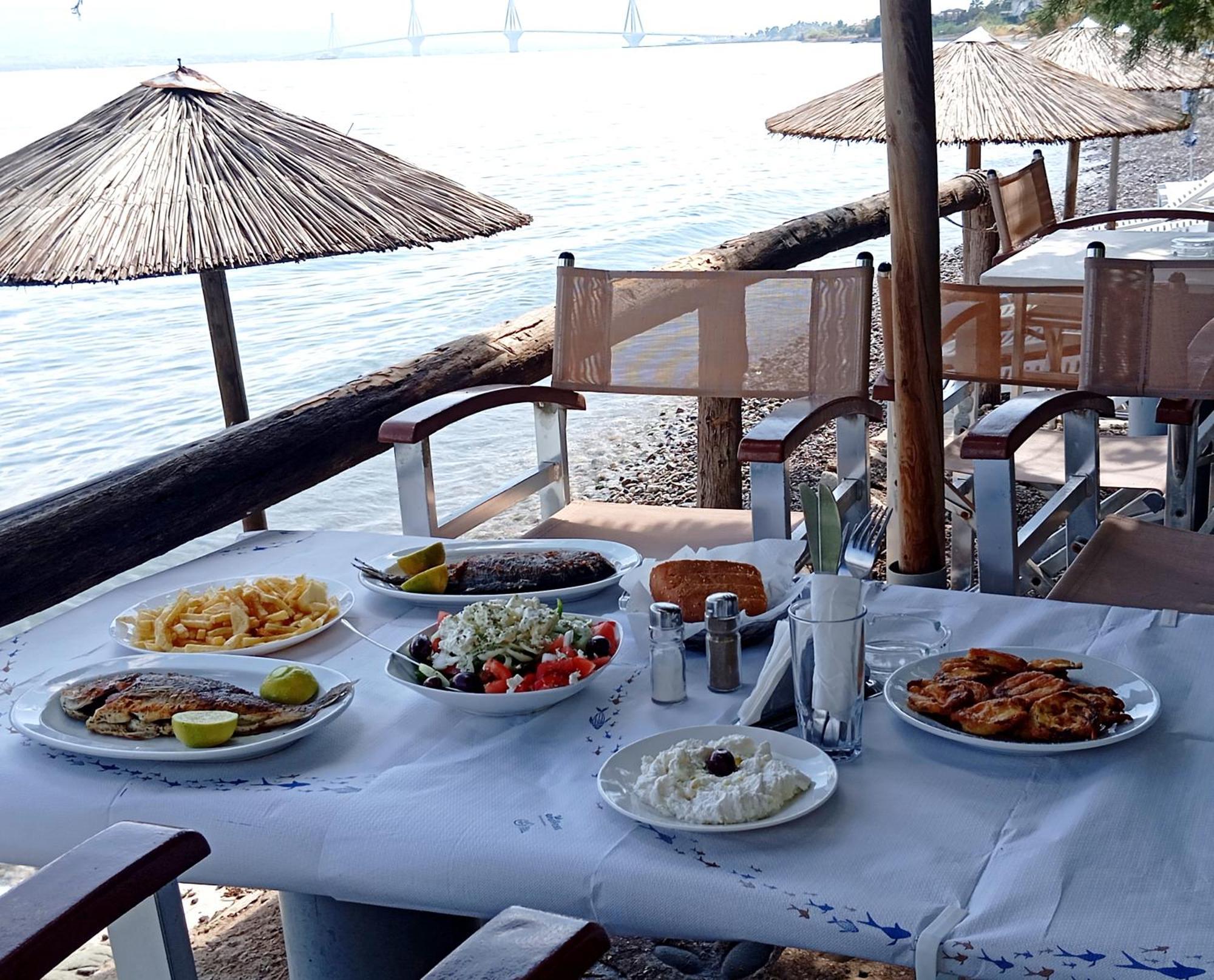 Star Hotel Nafpaktos Esterno foto